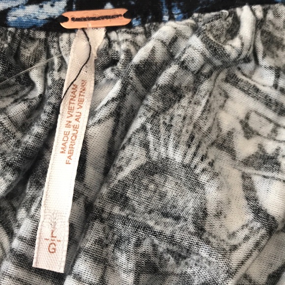 🔥 Free People, One Shoulder top - Picture 4 of 6